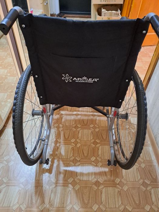 Инвалидная коляска