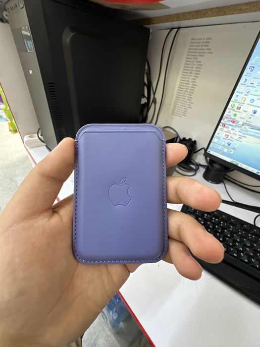 Cardholder на айфон