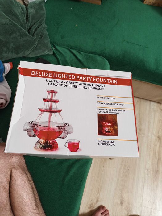 Deluxe lighted party Fountain
