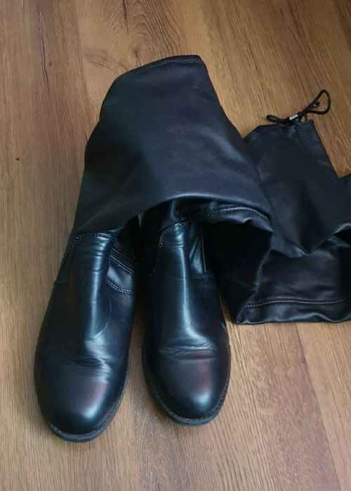 Cizme lungi negre