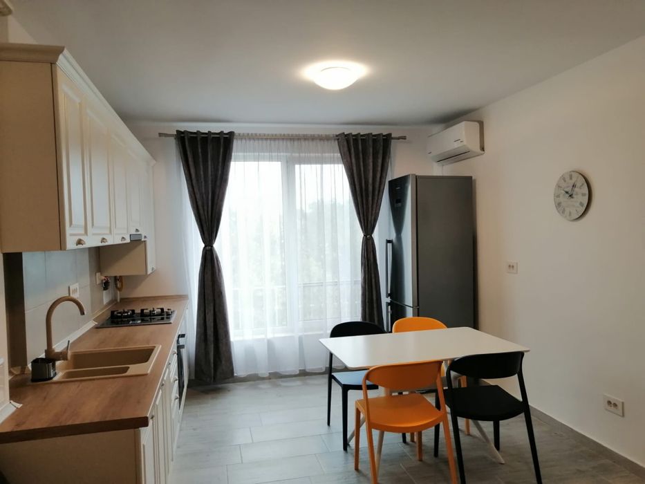 Pers fizica ap 2 camere Inamstro