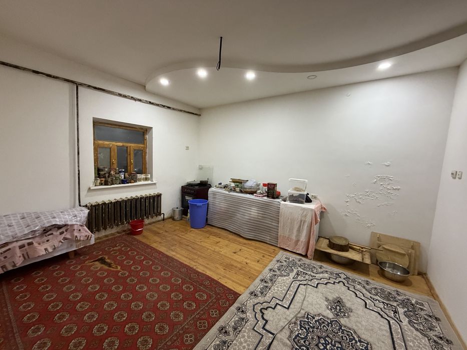 1300kv joy sotiladi, Urganch.T.Gaybu telesentr shoxidonlar mahallasida