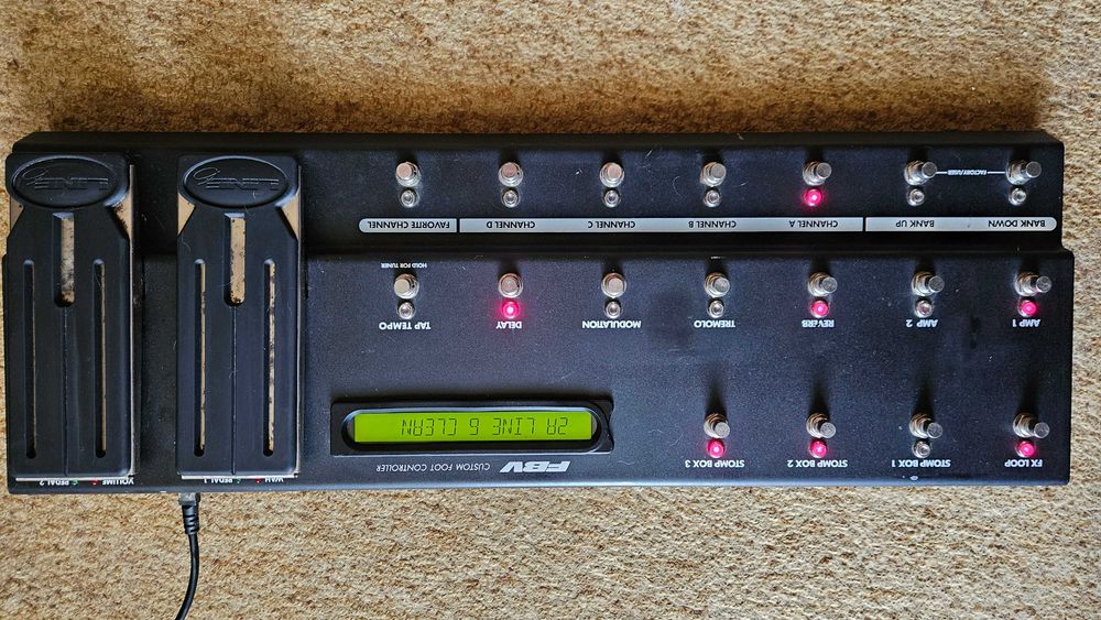 Продавам Line 6 FBV Custom Foot Controller