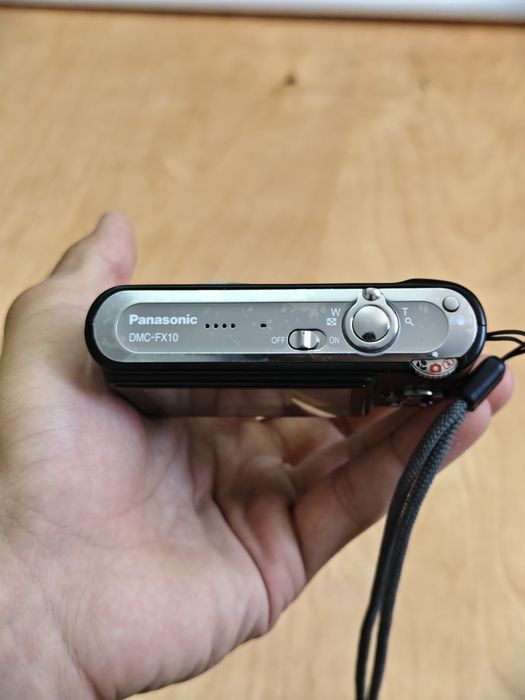 Panasonic Lumix DMC-FX10 мыльница