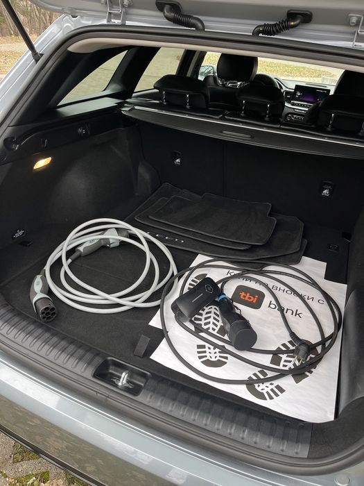 Продавам Киа Сеед Kia Ceed plug-in hybrid 2021 година