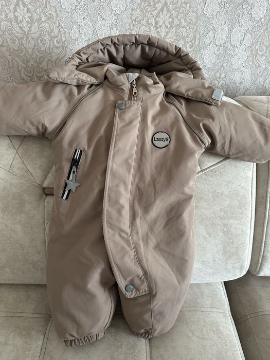 Продам детский комбинезон