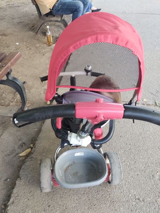 Tricicleta multifuncțională pentru fetițe
