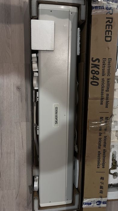 Вязальная машина Silver reed SK- 840/SRP60N