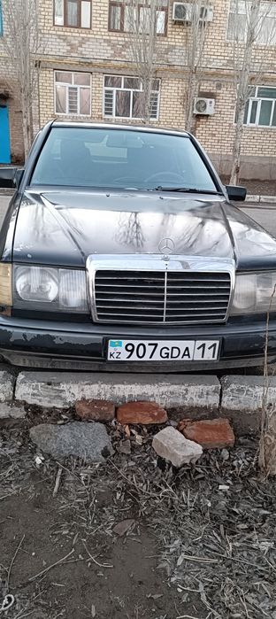 Мерседес бенз 2,3