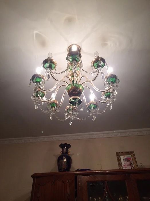 Люстра антикварная 10 рожковый производство чехословакия