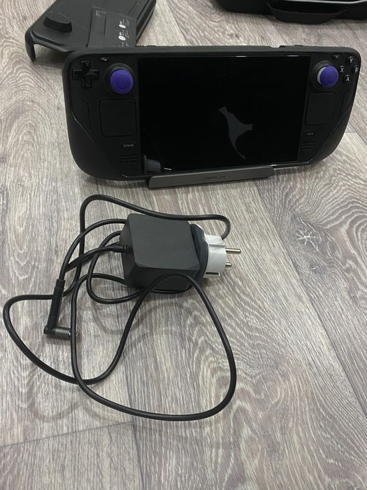 Продам Steam deck