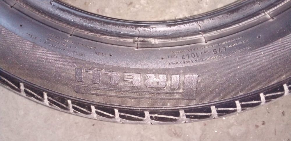 Летняя резина 'Пирелли'