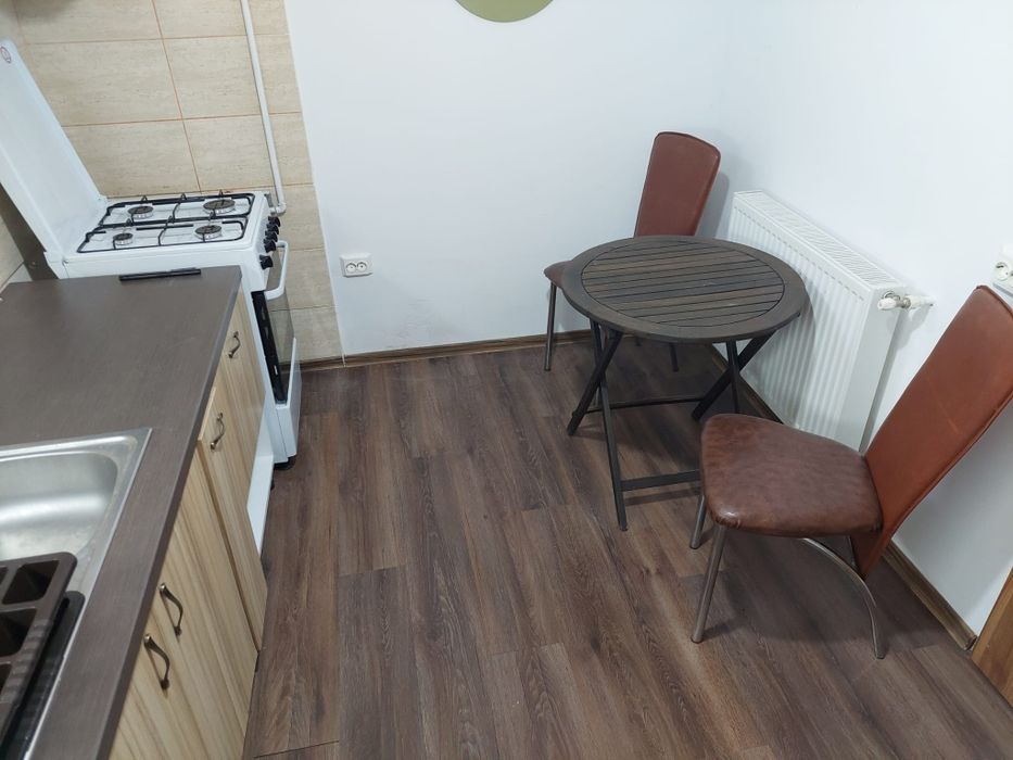 Apartament la casa de inchiriat