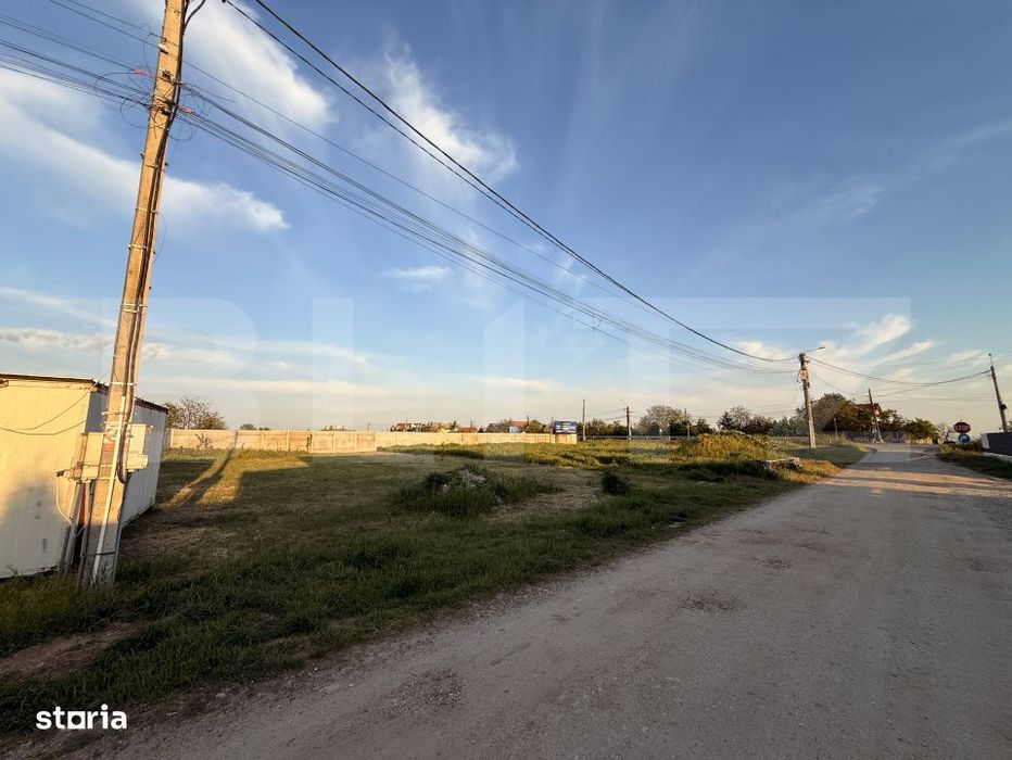 Teren IV 1999 mp, toate utilitatile, dubla deschidere, Carcea