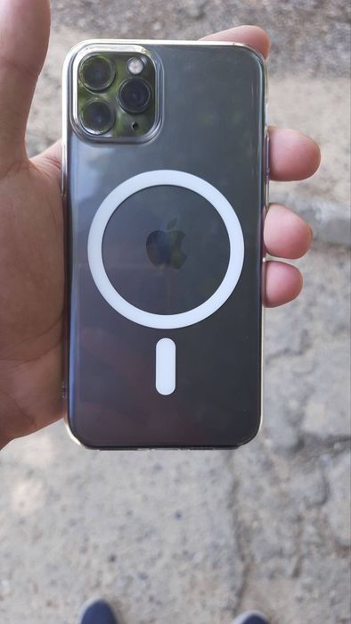 Срочно продаётся iphone 11 pro