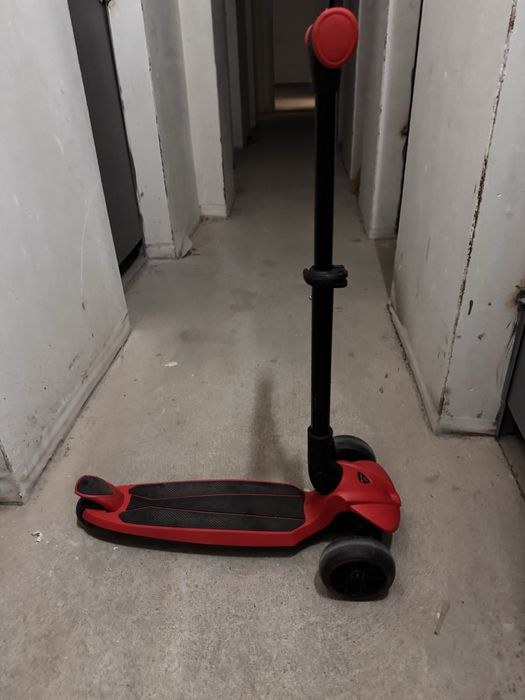 Детска тротинетка НОВА !!