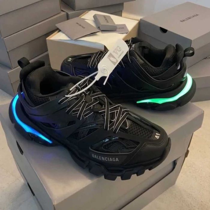 Balenciaga Track – Led