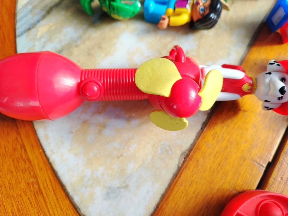 Играчки,, колички, бакогани