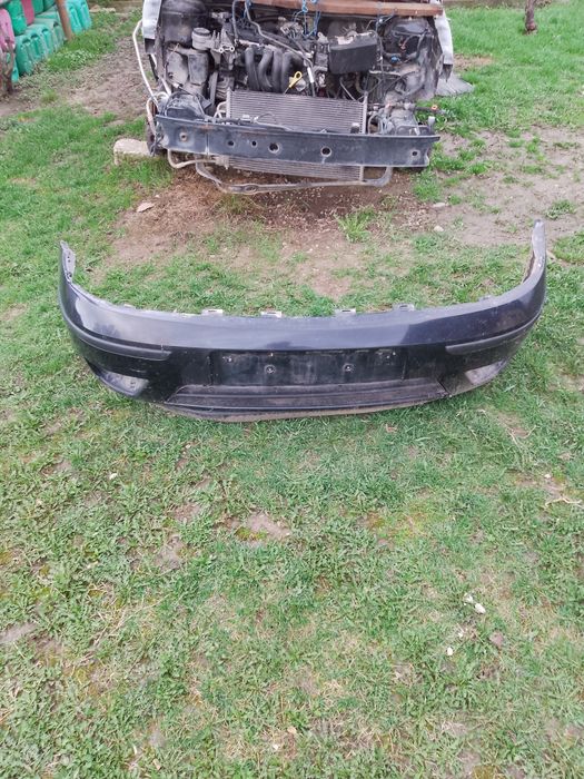 Vând bara fata Ford focus  1.6 benzină