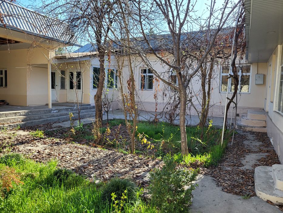 СРОЧНО УЙ ЕР сотилади Кўкча дарвоза Нурафшон кўча Шайхонтохур тумани