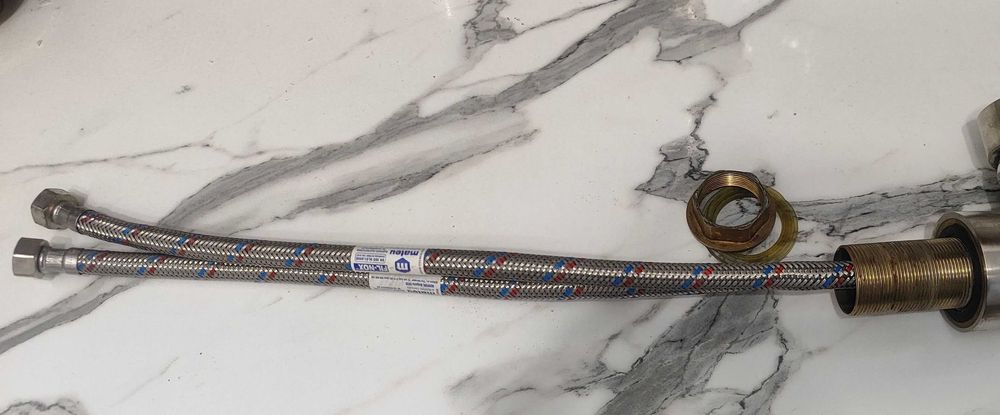 Смесител за кухня с чучур и 2 вида пръскане