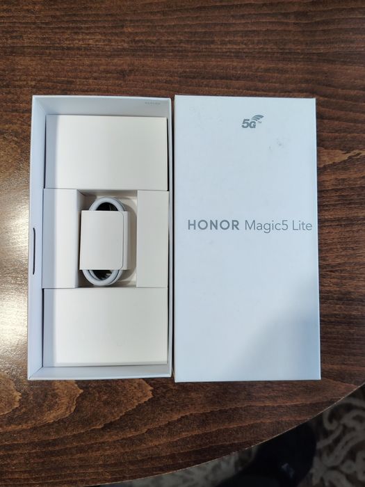 Honor Magic 5 Lite 5G