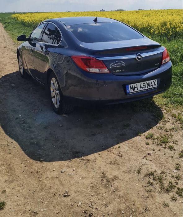 Se vinde opel insigna 2009,probleme la motor