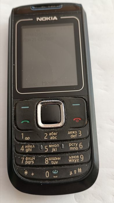 Продавам Nokia 1680 classic (1680c-2) в добро състояние.
