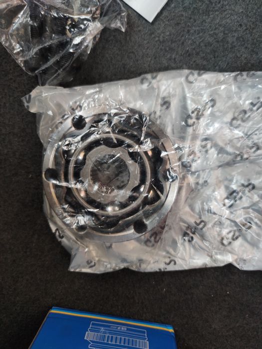 Вътрешни  карета чисто нови Ауди VW Шкода Сеат Алфа Ромео