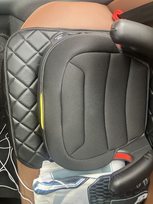 Scaun auto inaltator pentru copii I- size Viaggio Shuttle, 125-150 cm, +6 ani, Licorice, Peg Perego [8005475429976]