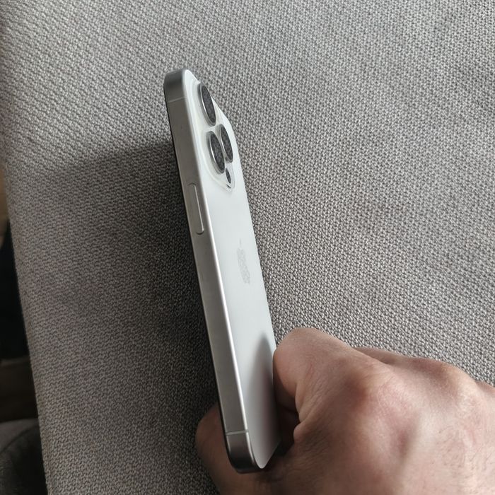 Айфон 15про продам