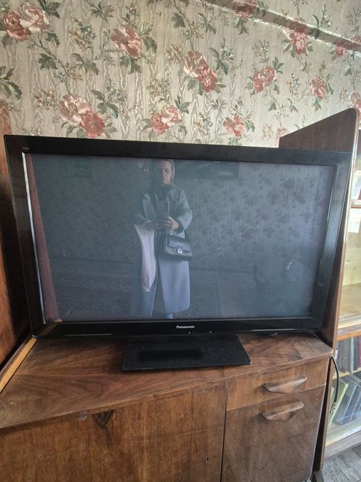 Продам телевизор PANASONIC 10000тг