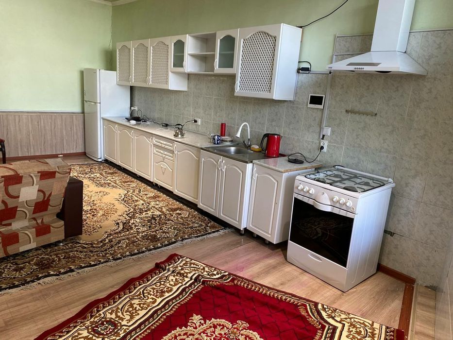 Срочно сдается дом 9 комнат,9 соток. Учтепинский район.