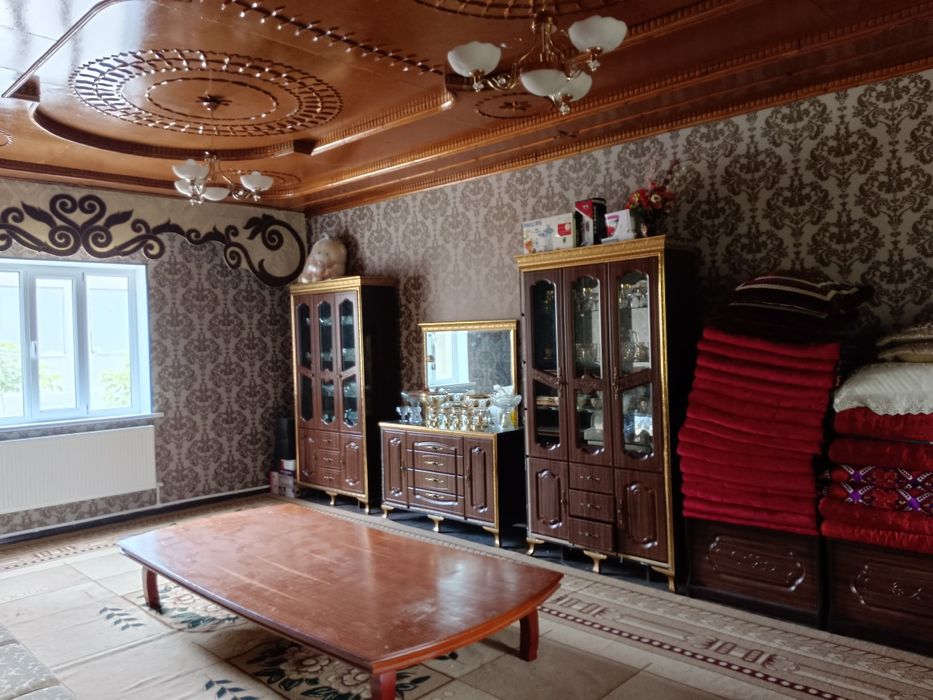 Уй сотилади СЕРГЕЛИ Ески Жалоир махалла  5.5 сотих