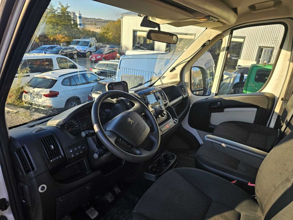 PEUGEOT Boxer 0 — imagine 4