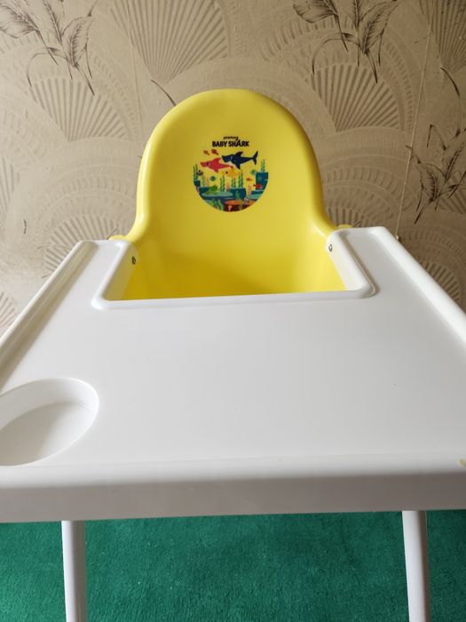 Детский стульчик для кормления