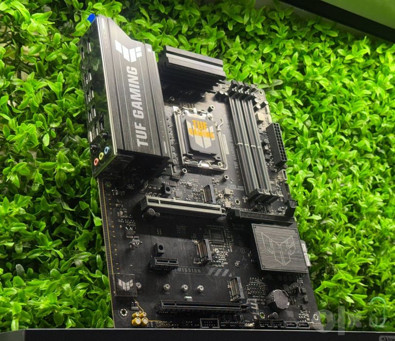 Материнка ASUS TUF Gaming B650E-E WIFI