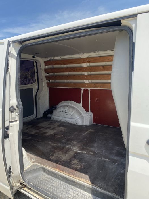 VOLKSWAGEN Transporter 2008 — imagine 3