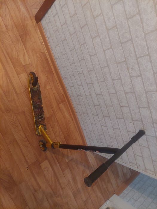 Трюковой самокат