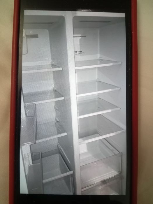 Холодильник двухкамерный с морозилкой