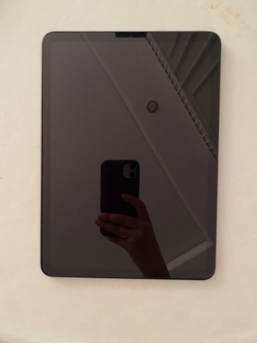 Apple iPad Air 5, 8 Гб/256 Гб серый