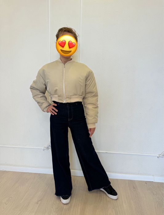 Продам демисезонную куртку