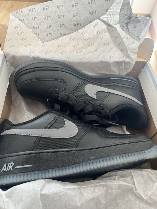 Nike Airforce 1 low Black 36.5 noi in cutie ! Originali !