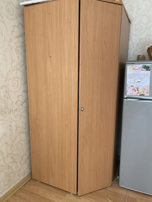 Продам шифонер б/у