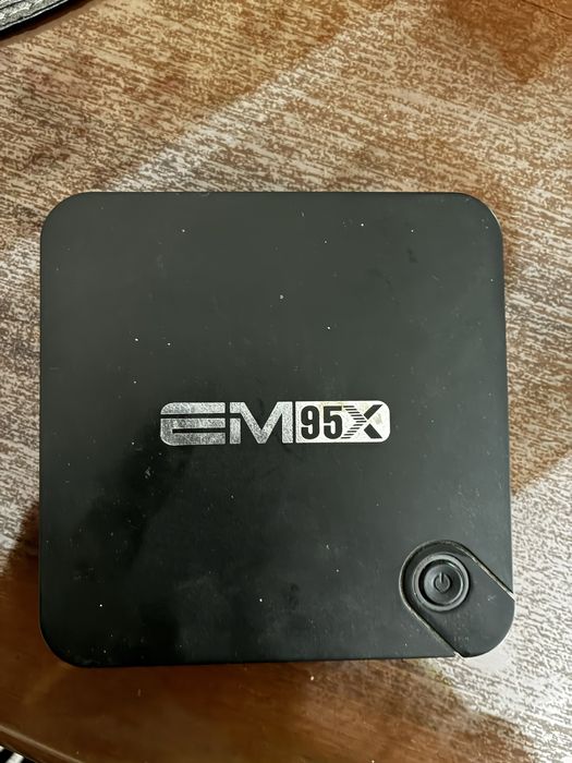 Smart TV Box EM95X