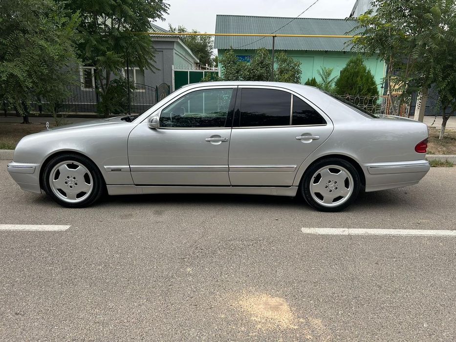 Mercedes-Benz E280 жылғы бағасы келісімді Сатылады хабарласыңыз..