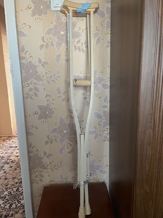 Костыли новые