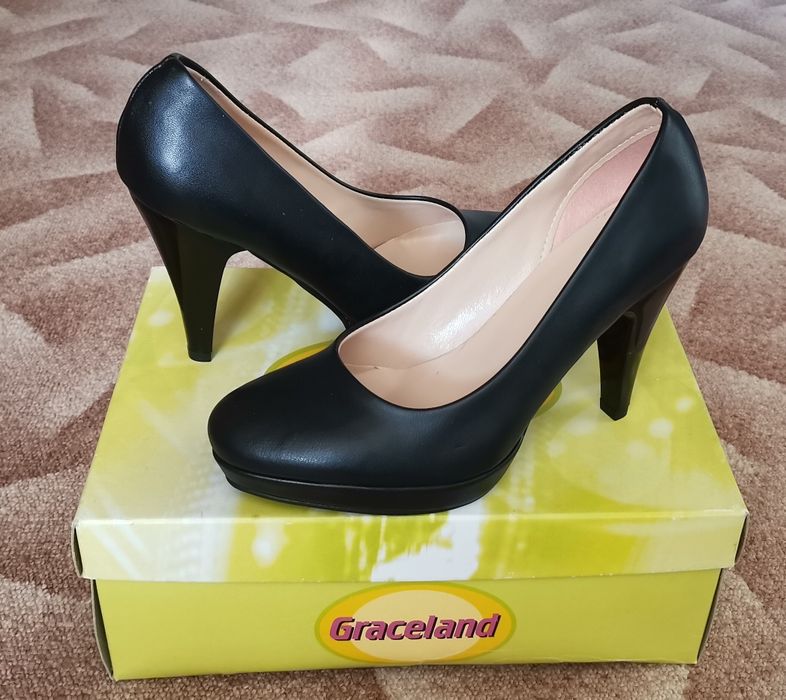 Нови официални обувки