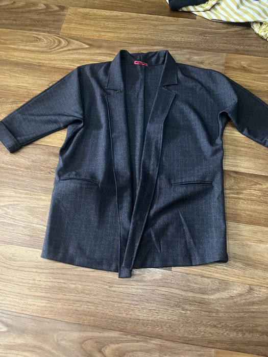 Продам костюм размер 46-48