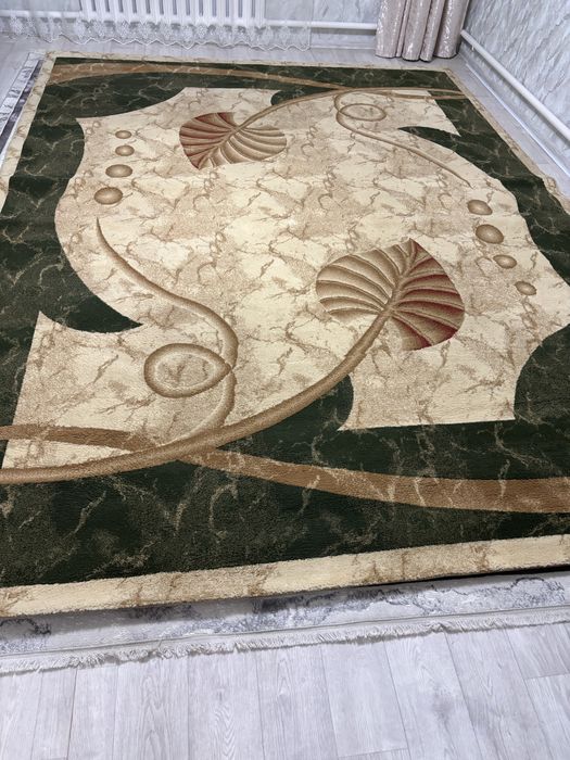 Продам натуральный ковёр